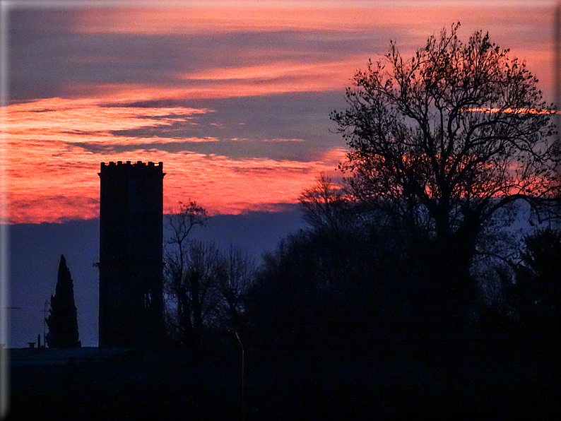 foto Alba e tramonto a Rossano Veneto